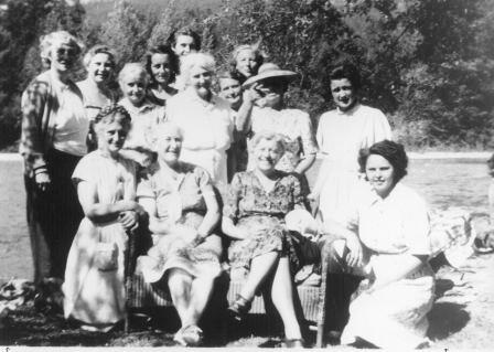 p551_womensinstitute_resize448