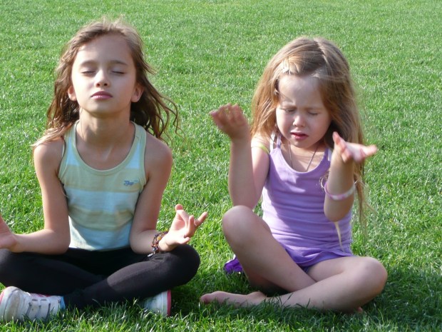 2012-08-29-Chopra_KidsMeditating
