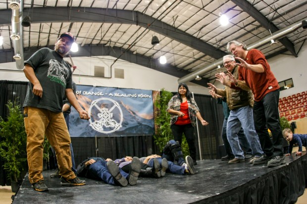 2014_WellnessGathering-55