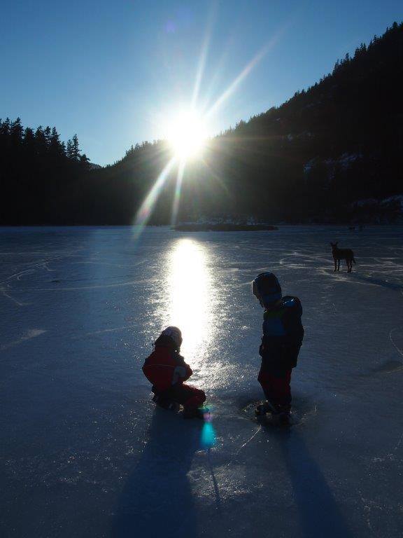 10385464_828115833898911_5094267521869920560_n