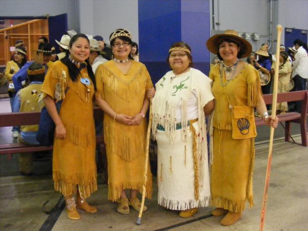 407117_10150543281912568_1989571940_n