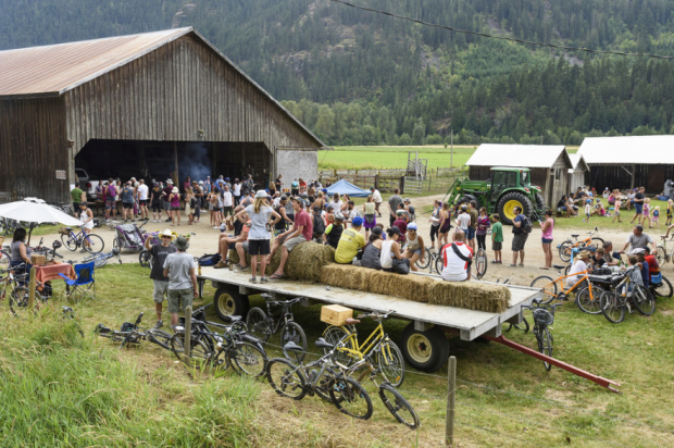 Slow Food Cycle 2016 by Dave Steers.png