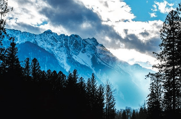 view of tszil from tszil